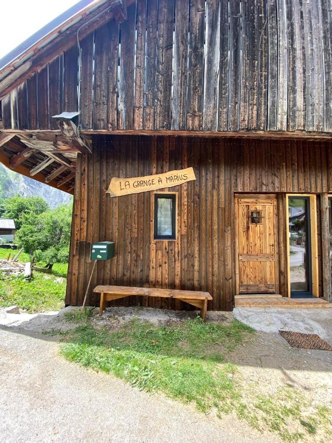 Authentique Grange Savoyarde Villa Albiez-Montrond Exterior photo